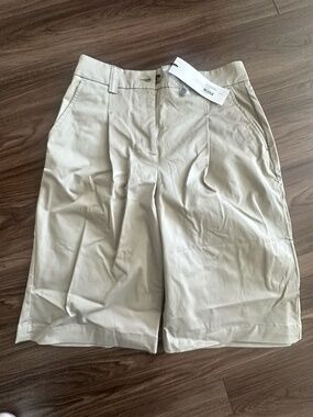 Kotn Bermuda Shorts Women's Size 4